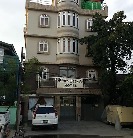 Pandora Motel Rangún Exteriér fotografie